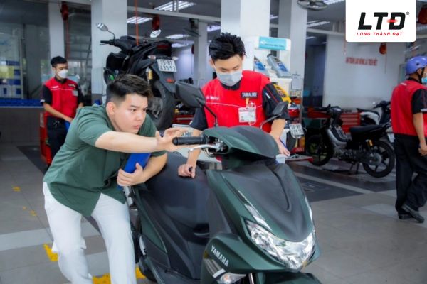 Xe tay ga bị nặng tay lái gây ra nhiều vấn đề bất tiện 