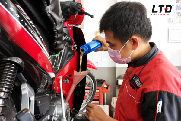 Bảo dưỡng xe định kỳ để giúp phát hiện sớm vấn đề 