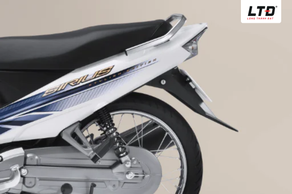 Yamaha đã rất tinh tế khi thiết kế yên xe với độ cao 770mm