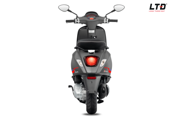 Vespa Sprint S 150 được trang bị nhiều tính năng hiện đại