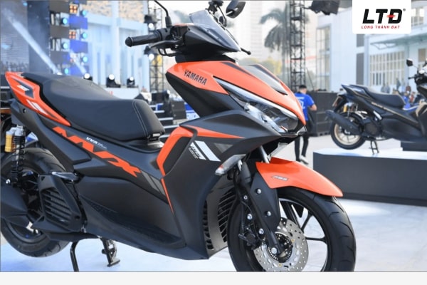 Siêu xe ga thể thao NVX