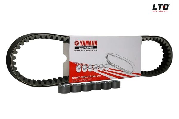 Thay mới dây curoa để đảm bảo khả năng vận hành xe tốt hơn 