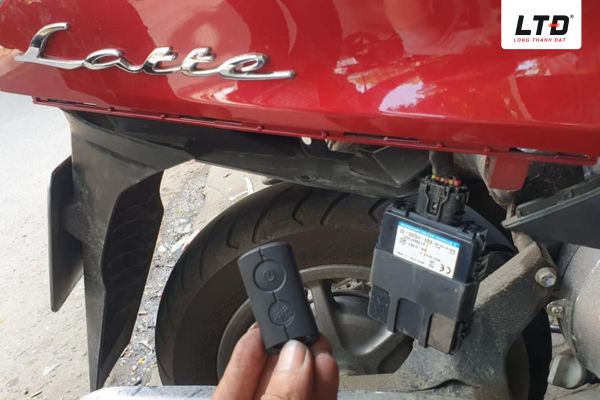 Đối với các lỗi liên quan đến hệ thống điện tử và phần cứng bạn nên mang xe đến trung tâm sửa chửa