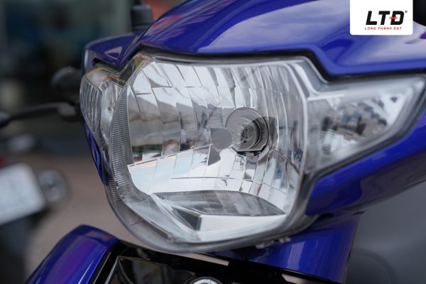 Đèn pha Halogen mới hiện đại tiết kiệm nhiên liệu