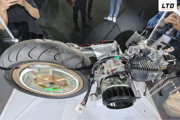 Yamaha GEAR 125 trang bị động cơ Blue Core Hybrid 125cc 