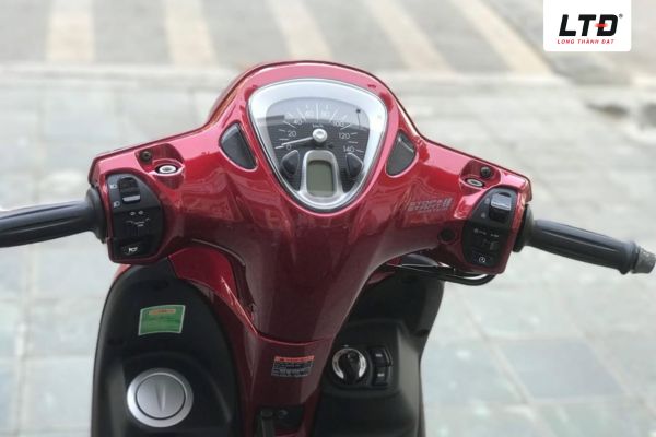 Cụm đồng hồ thiết kế mới