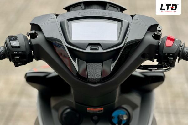 Exciter 150 phiên bản giới hạn trang bị màn hình LCD