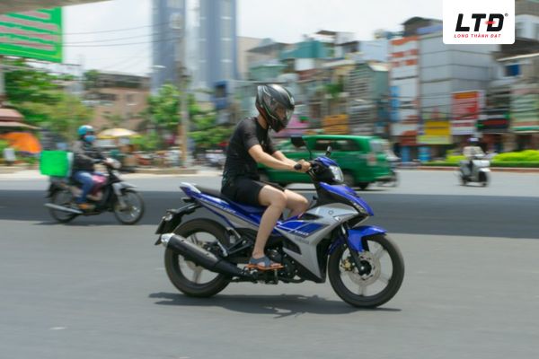 KHÔNG NÊN lạm dụng rà côn nhưng BẮT BUỘC phải dùng trong một số tình huống cụ thể.