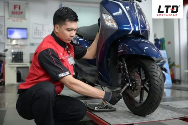 Thợ sửa chữa sẽ tiến hành kiểm tra và khắc phục vấn đề 