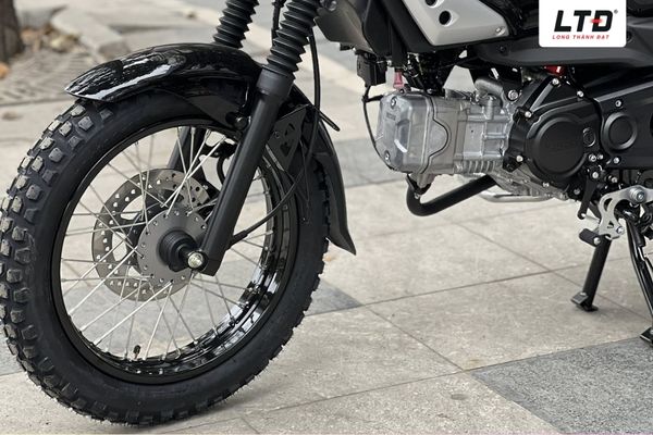 Lốp gai to bản chuyên dụng bám đường tốt 