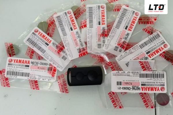 Thay pin cho remote Smartkey