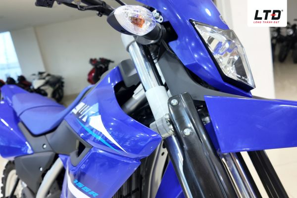 Yamaha WR155R làm mới dàn áo với nhiều mảng ốp hơn