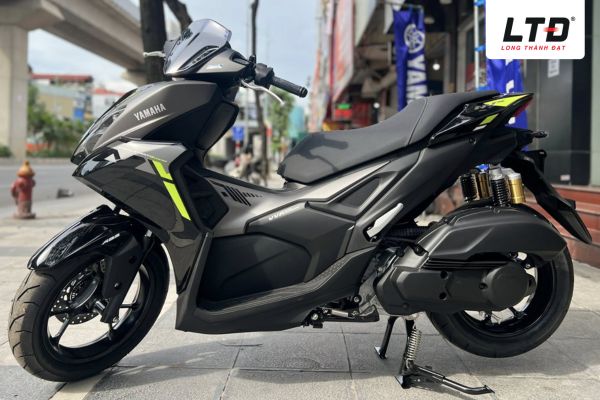 NVX 155 2025 khiến người ta khó rời mắt bởi vẻ ngoài sắc sảo