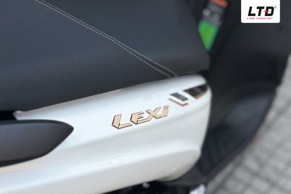 Tem xe thể thao tạo sức hút mạnh 