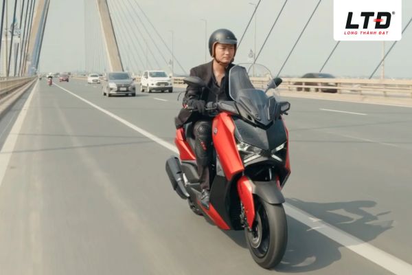 Yamaha Motor Việt Nam đã ra mắt mẫu xe XMAX 300,