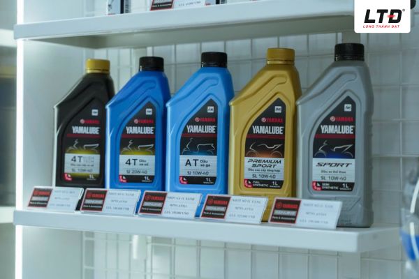 Dầu nhớt Yamalube chính hãng được thiết kế công thức độc quyền tối ưu cho từng loại xe