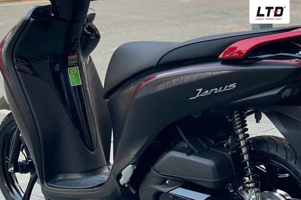 Yên xe tích hợp công nghệ Anti Heat Seat 