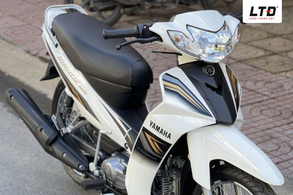 Yên xe rộng rãi thoải mái 